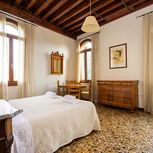 San Trovaso Appartement Venise
